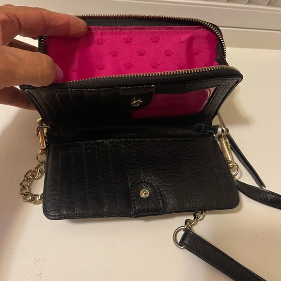 JUICY COUTURE • WALLETS AND CARDHOLDERS. Beautiful wallet with big logo in top - Picture 6 of 16